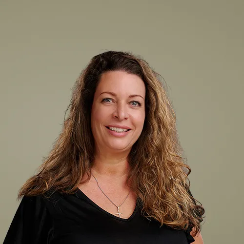 Group 0004 Monique van Alstede